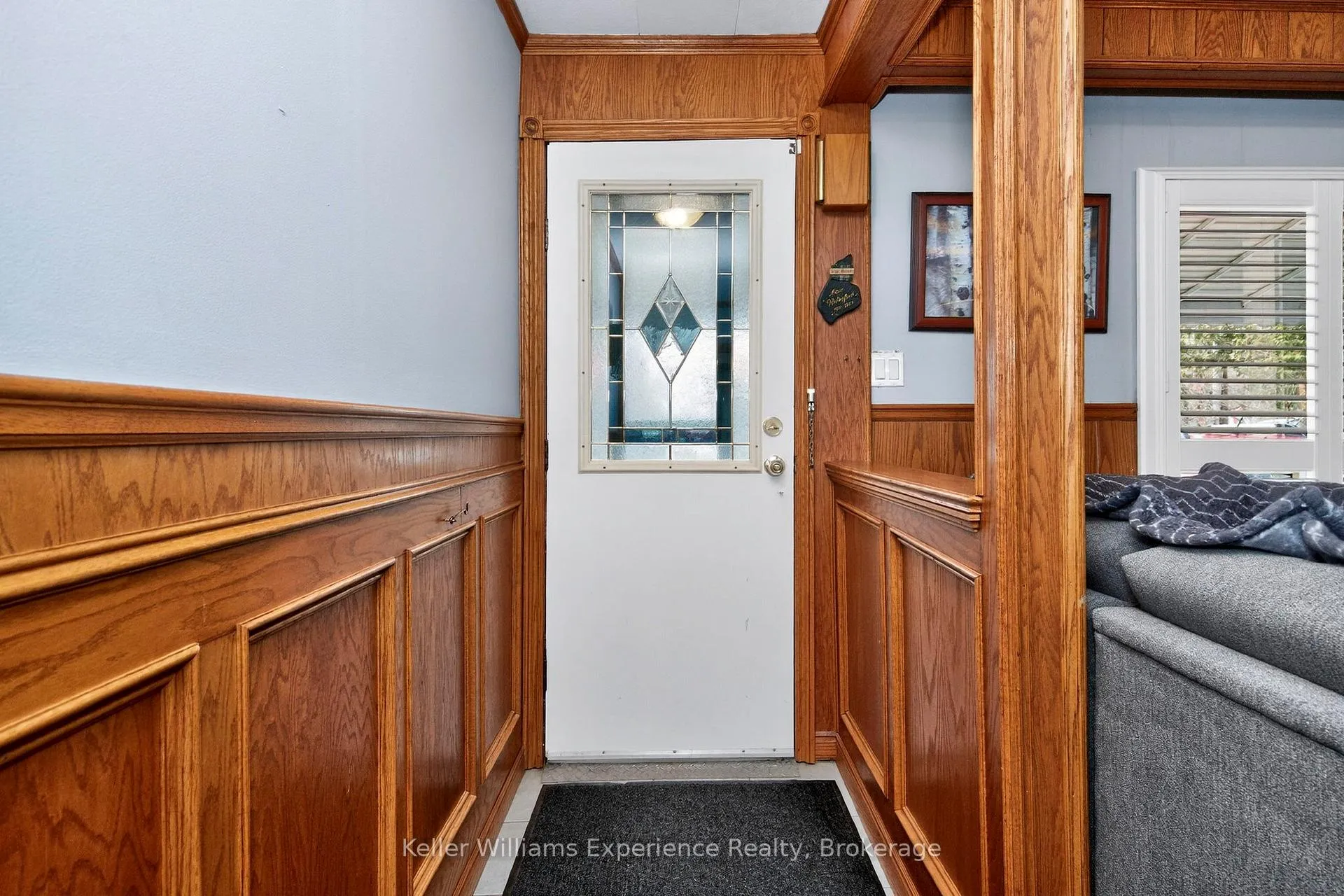 Photo 2 of 1031 Ferrier Avenue, Innisfil, Lefroy — HOMEH