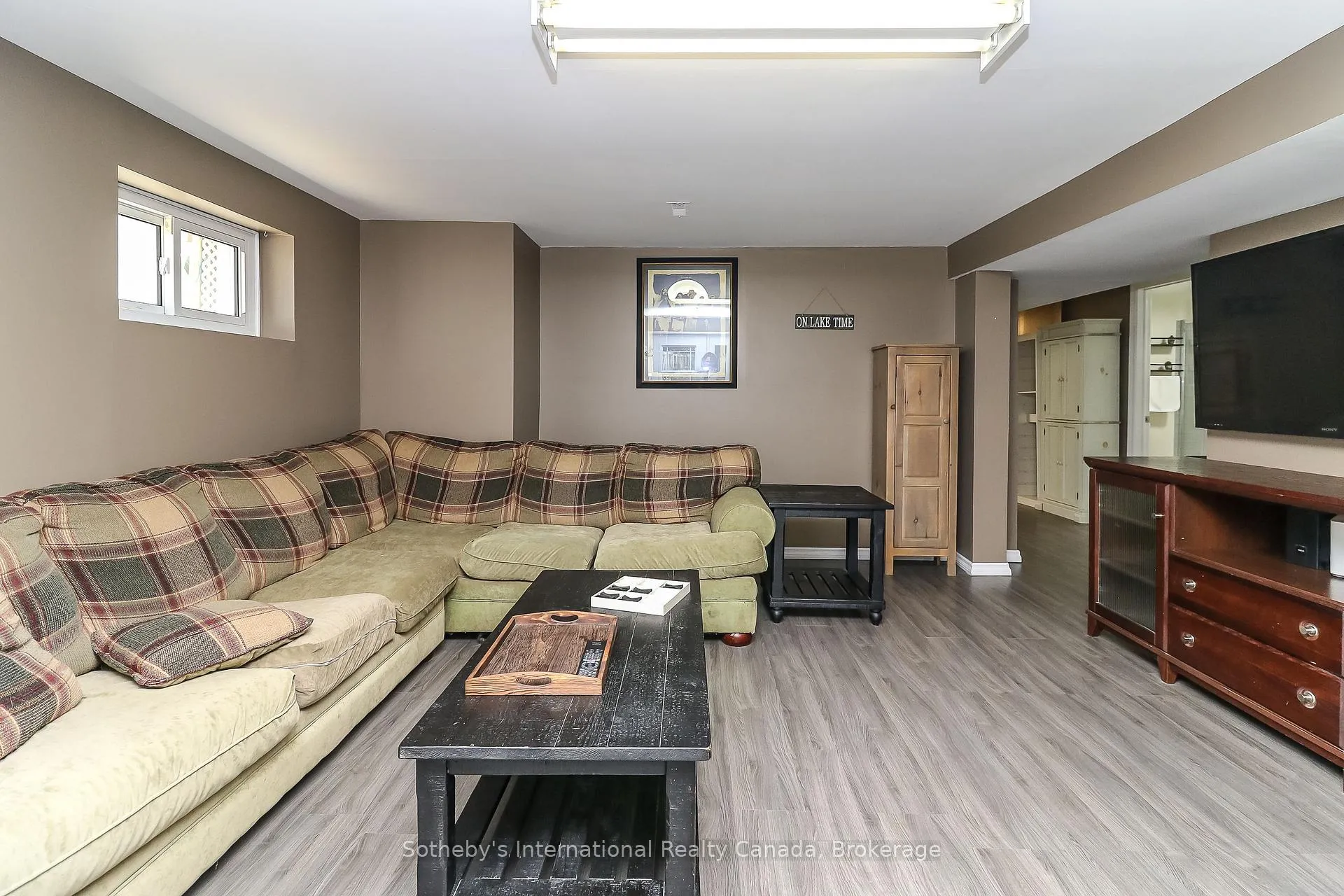 Photo 27 of 33 Parkwood Drive, Wasaga Beach — HOMEH