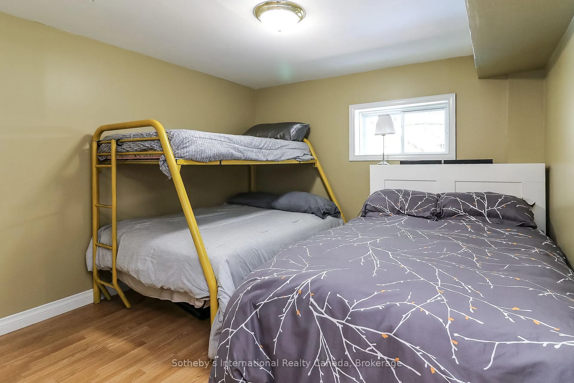 Photo 28 of 33 Parkwood Drive, Wasaga Beach — HOMEH