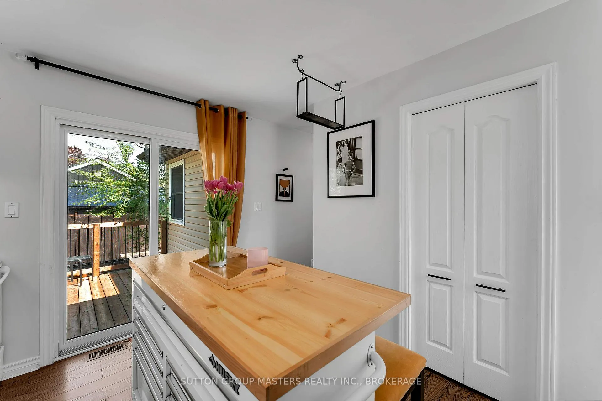 Photo 9 of 484 Nelson Street, Kingston, East of Sir John A. Blvd — HOMEH