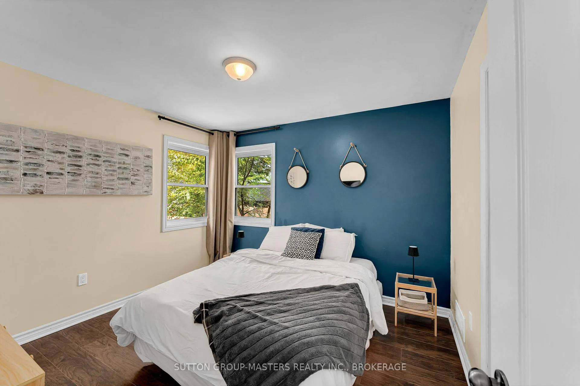 Photo 11 of 484 Nelson Street, Kingston, East of Sir John A. Blvd — HOMEH