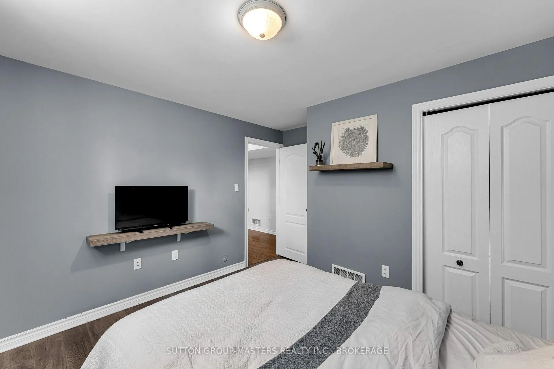 Photo 22 of 484 Nelson Street, Kingston, East of Sir John A. Blvd — HOMEH