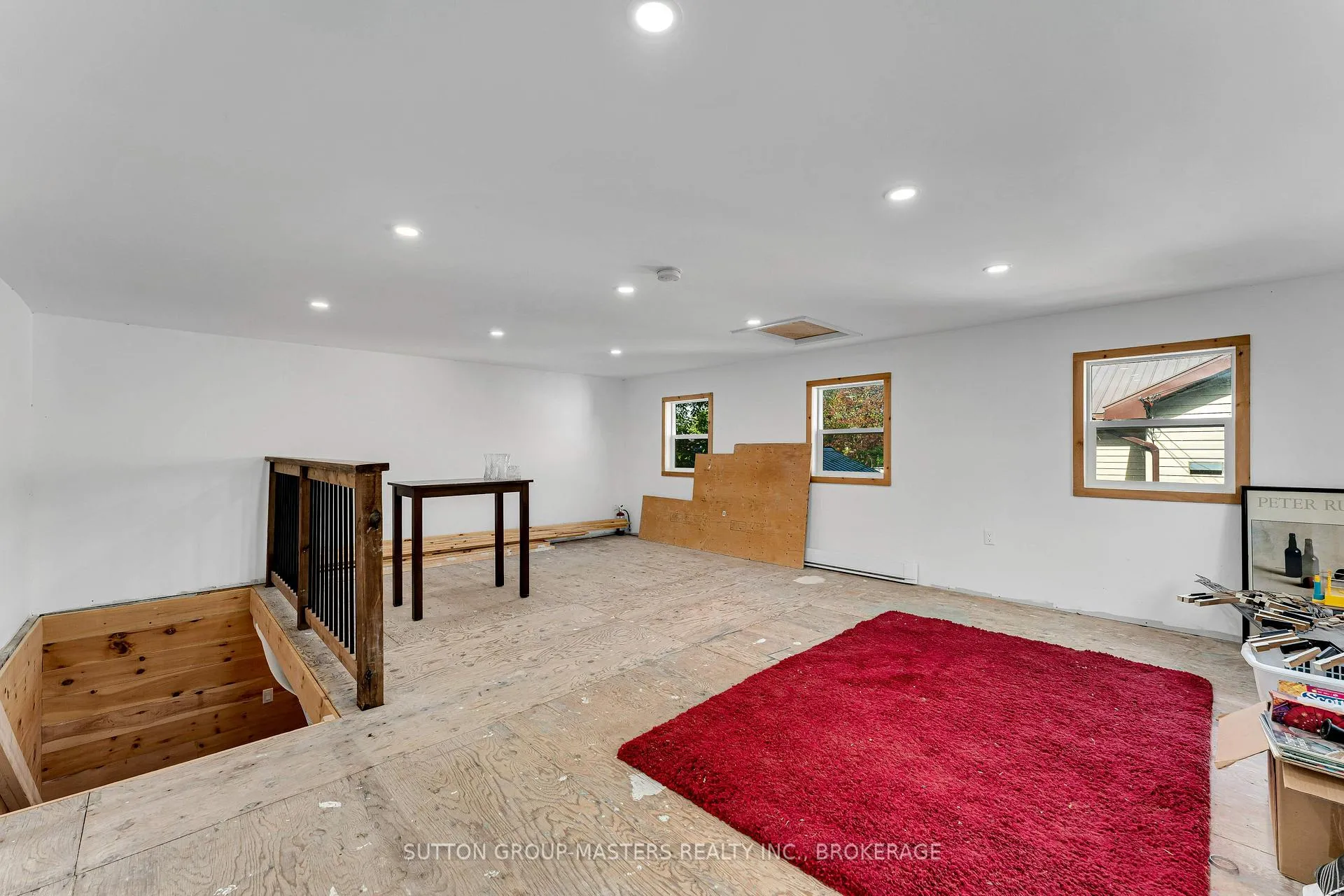 Photo 35 of 484 Nelson Street, Kingston, East of Sir John A. Blvd — HOMEH