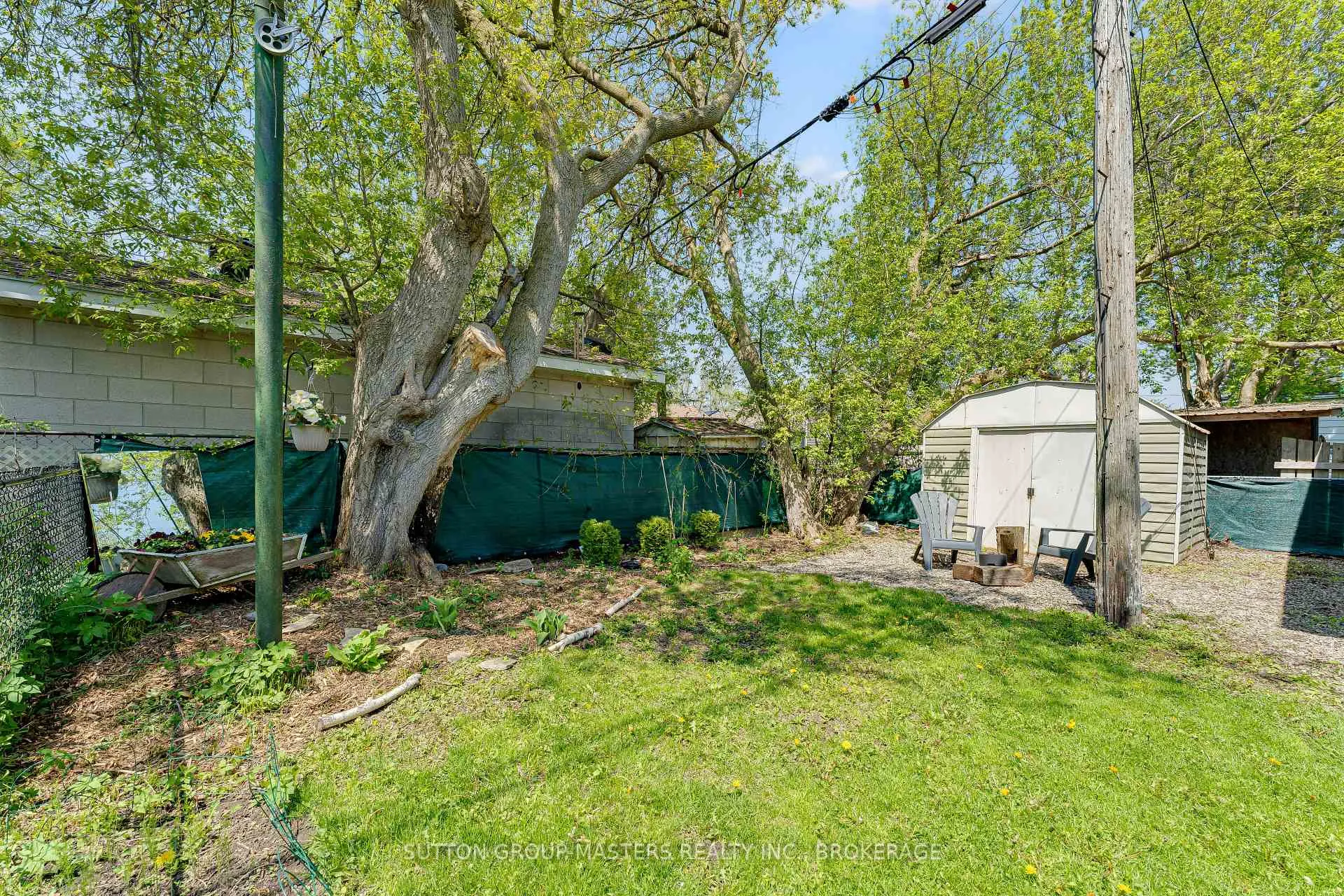 Photo 40 of 484 Nelson Street, Kingston, East of Sir John A. Blvd — HOMEH
