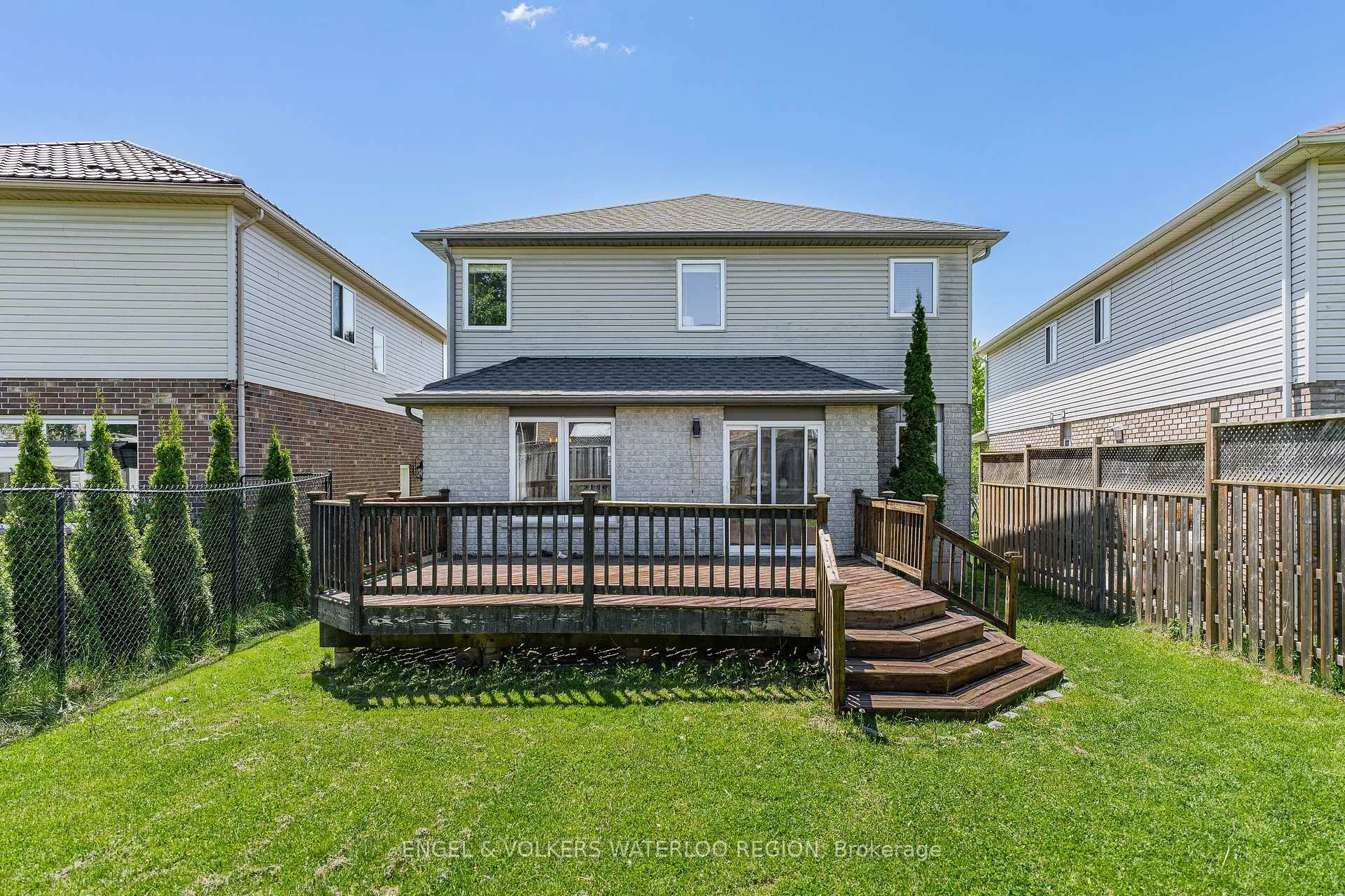 Photo 48 of 857 Brandenburg Boulevard, Waterloo — HOMEH