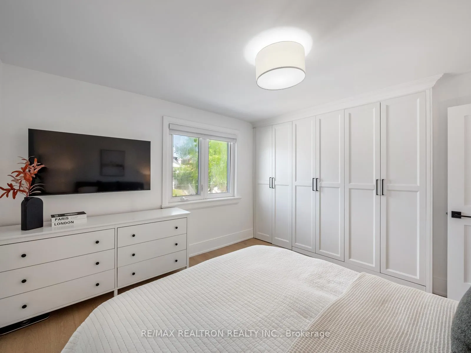 Photo 16 of 578 Northcliffe Boulevard, Toronto, Oakwood Village — HOMEH