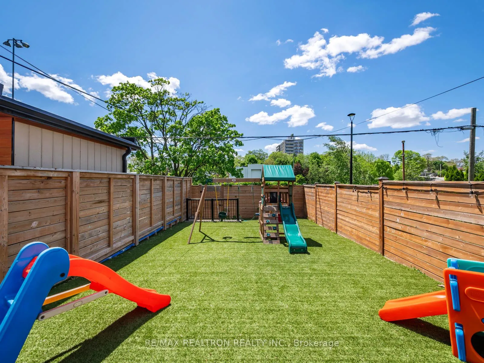 Photo 32 of 578 Northcliffe Boulevard, Toronto, Oakwood Village — HOMEH