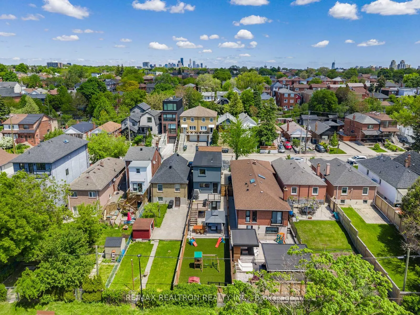 Photo 38 of 578 Northcliffe Boulevard, Toronto, Oakwood Village — HOMEH