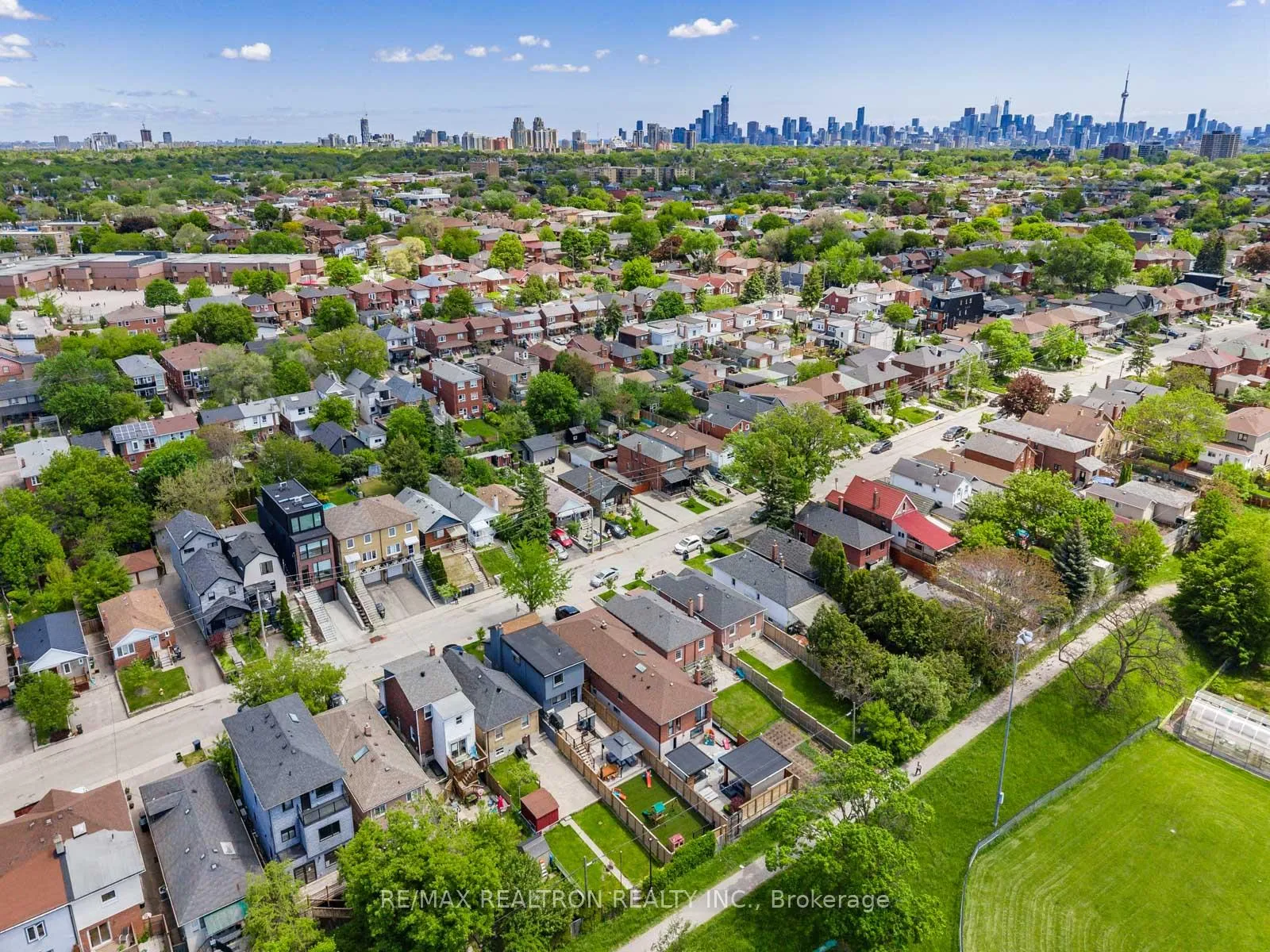 Photo 39 of 578 Northcliffe Boulevard, Toronto, Oakwood Village — HOMEH