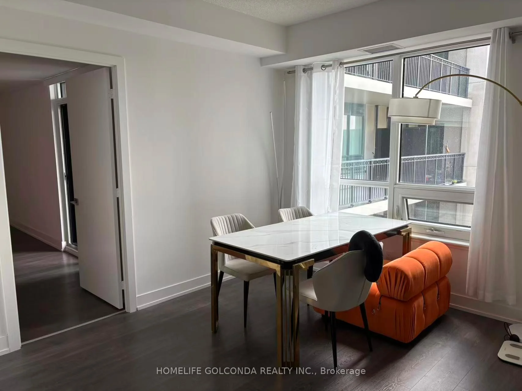 Photo 6 of 268 Buchanan Drive, Markham, Unionville — HOMEH
