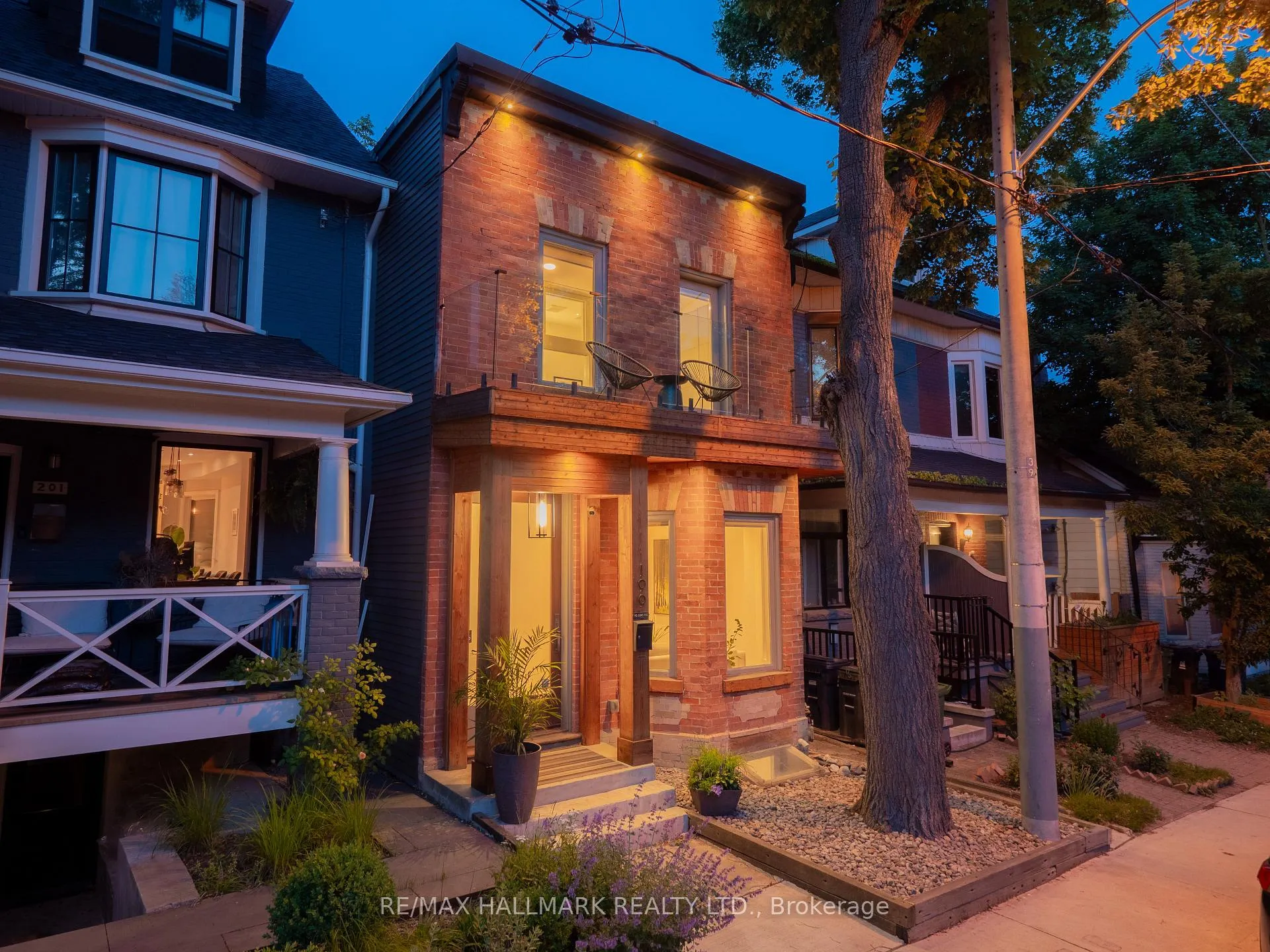 Photo 2 of 199 Boulton Avenue, Toronto, South Riverdale — HOMEH