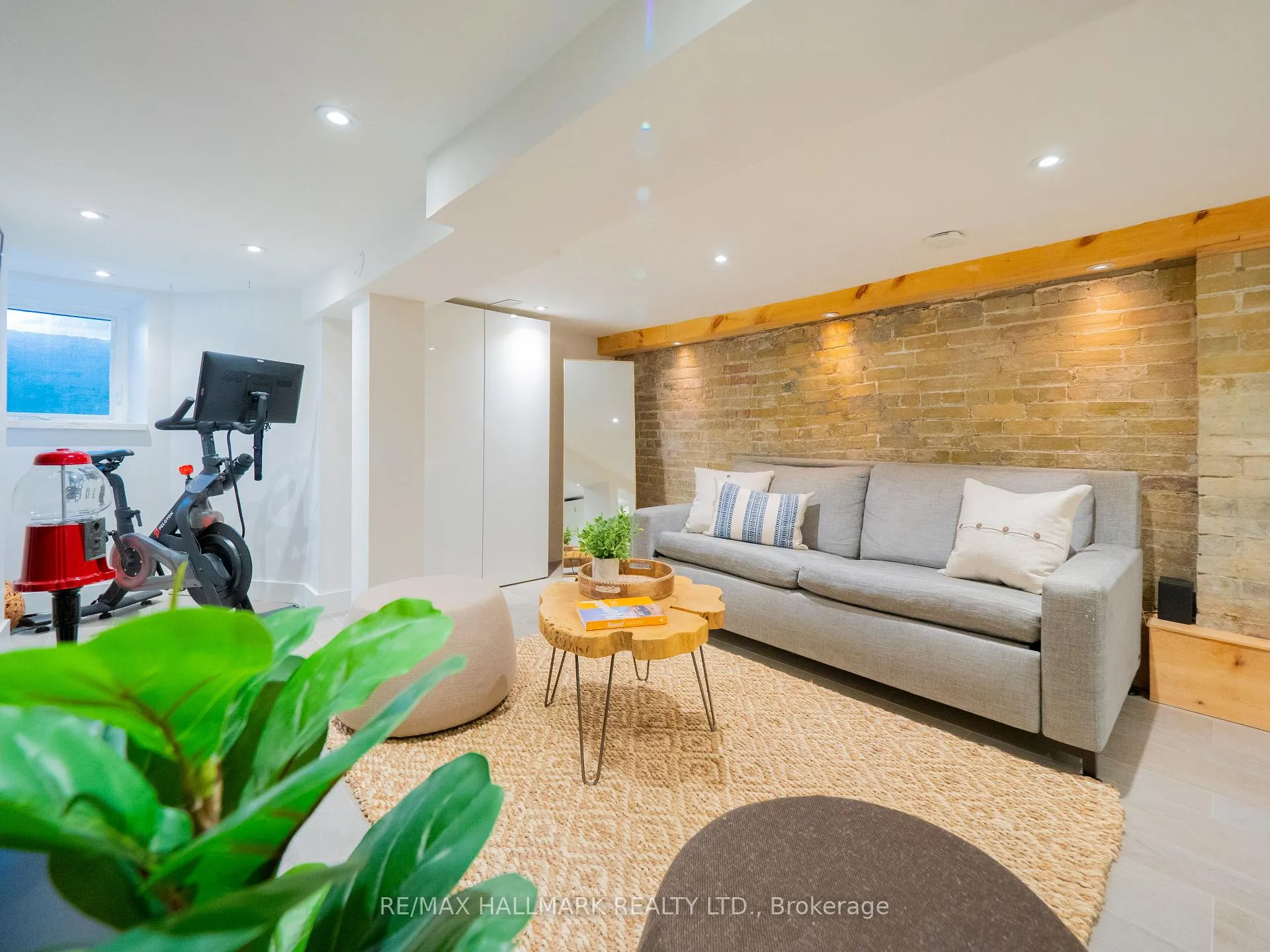 Photo 35 of 199 Boulton Avenue, Toronto, South Riverdale — HOMEH