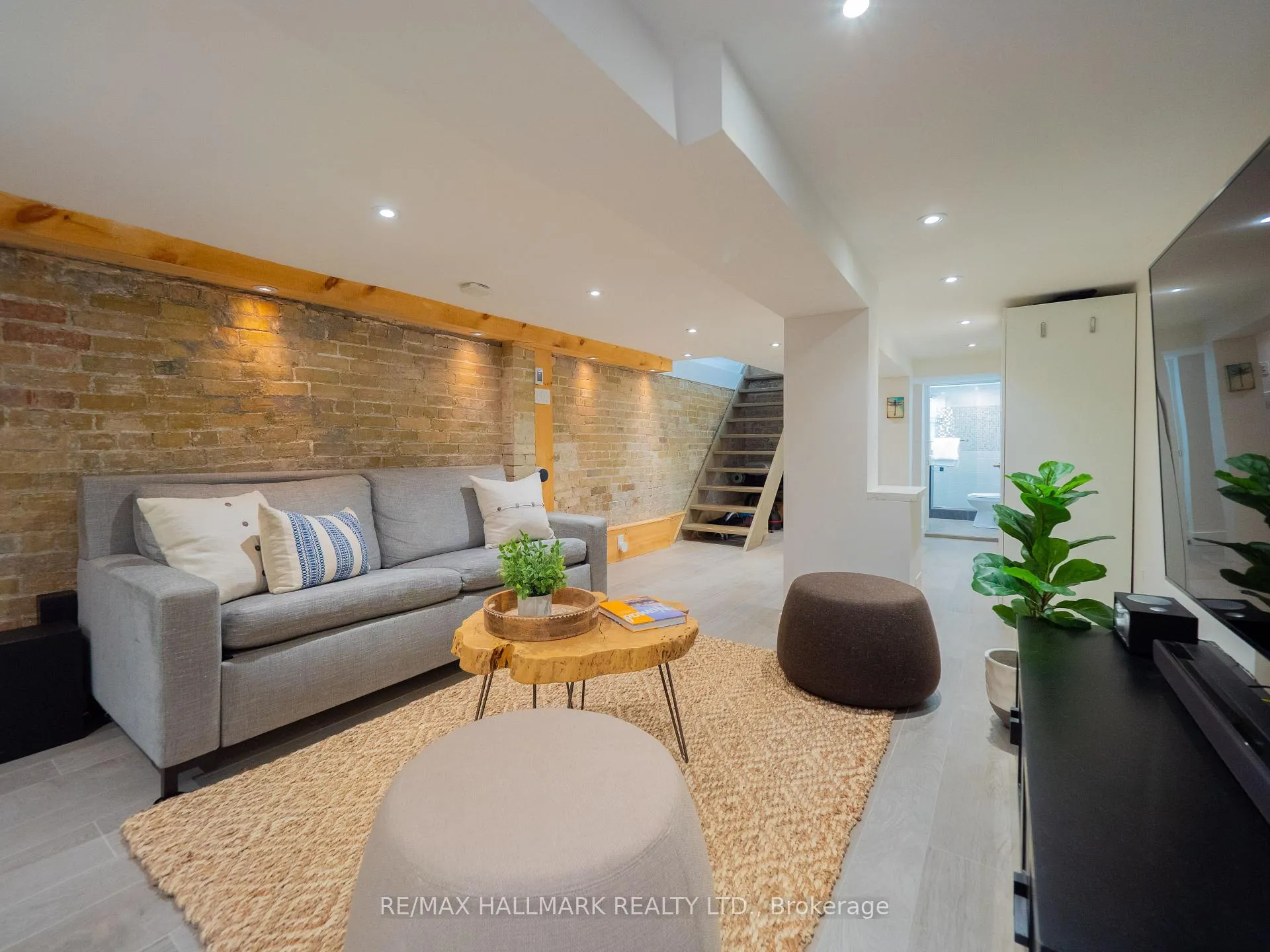 Photo 36 of 199 Boulton Avenue, Toronto, South Riverdale — HOMEH