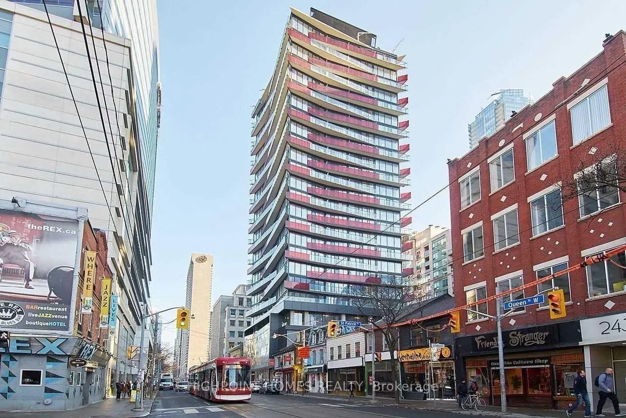 Front of Unit 606, 215 Queen Street W