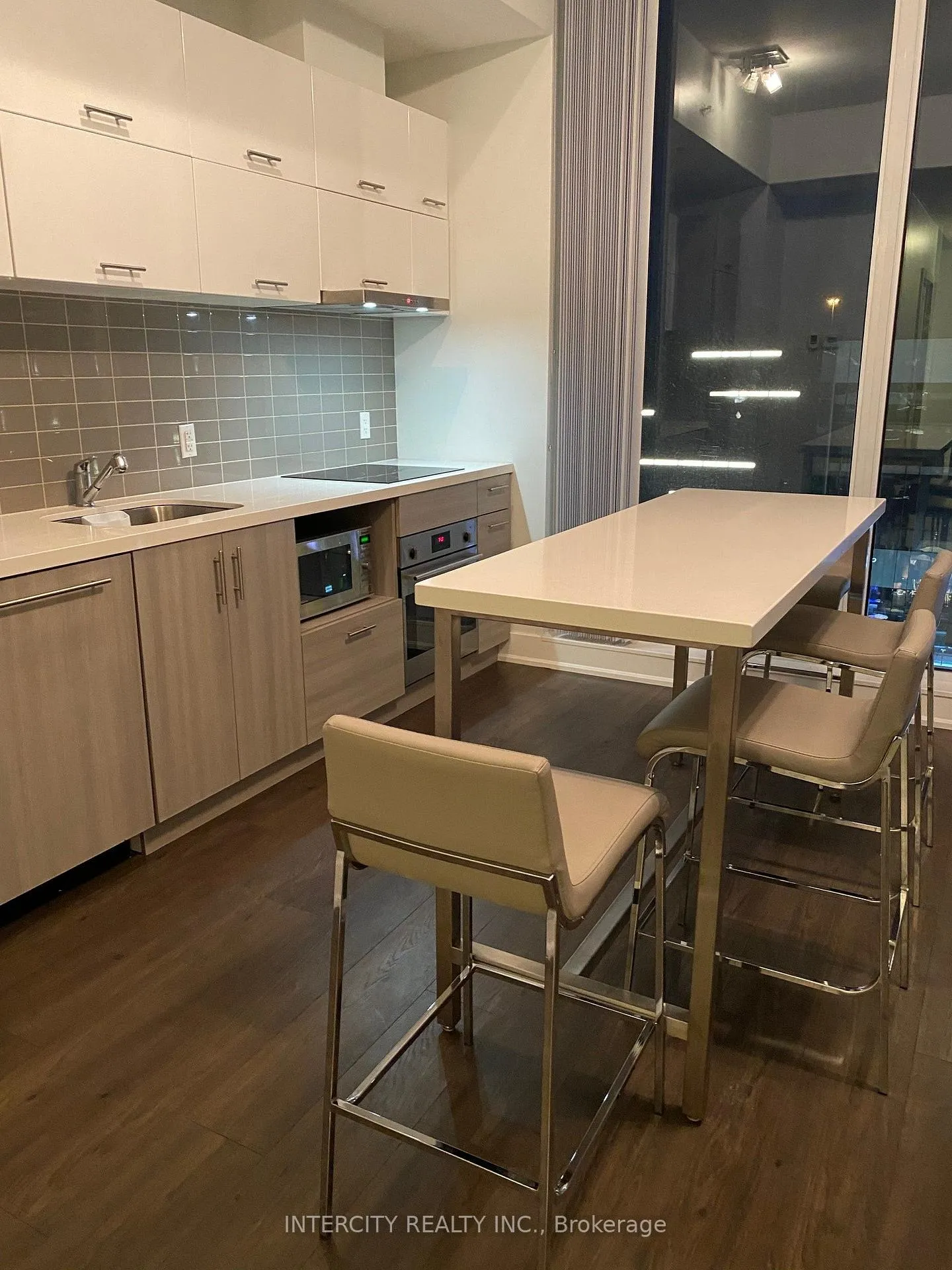Photo 10 of Unit 504, 180 Enterprise Boulevard, Markham, Unionville — HOMEH