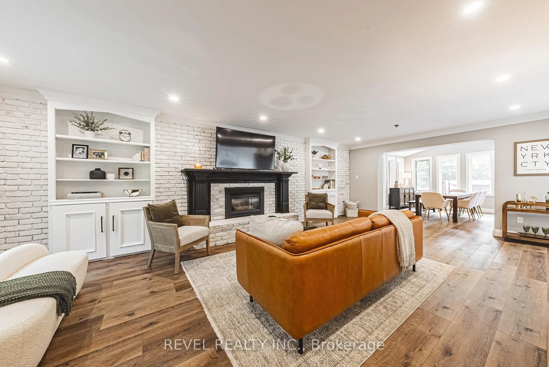 Photo 7 of 45 Golf Club Road, Hamilton, Rural Glanbrook — HOMEH