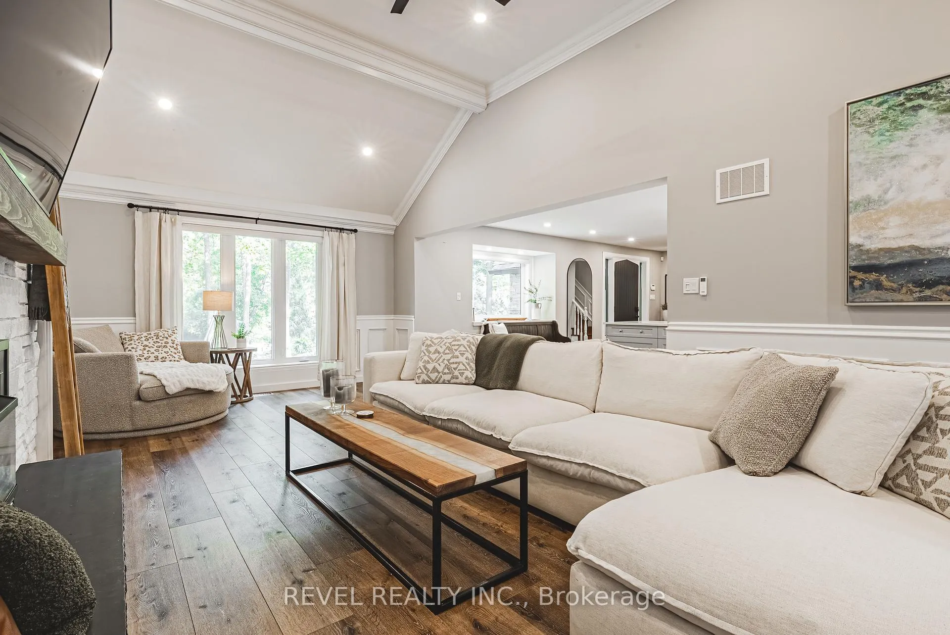 Photo 11 of 45 Golf Club Road, Hamilton, Rural Glanbrook — HOMEH