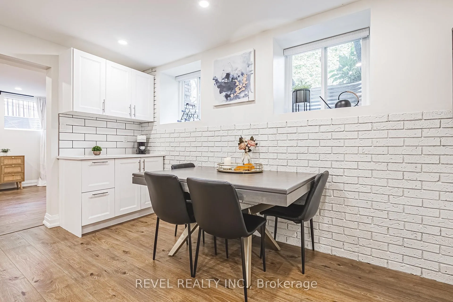 Photo 29 of 45 Golf Club Road, Hamilton, Rural Glanbrook — HOMEH