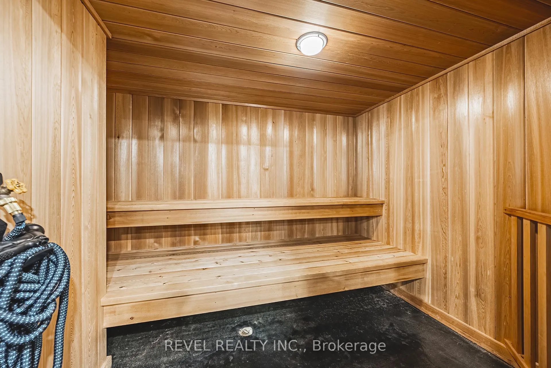 Photo 34 of 45 Golf Club Road, Hamilton, Rural Glanbrook — HOMEH
