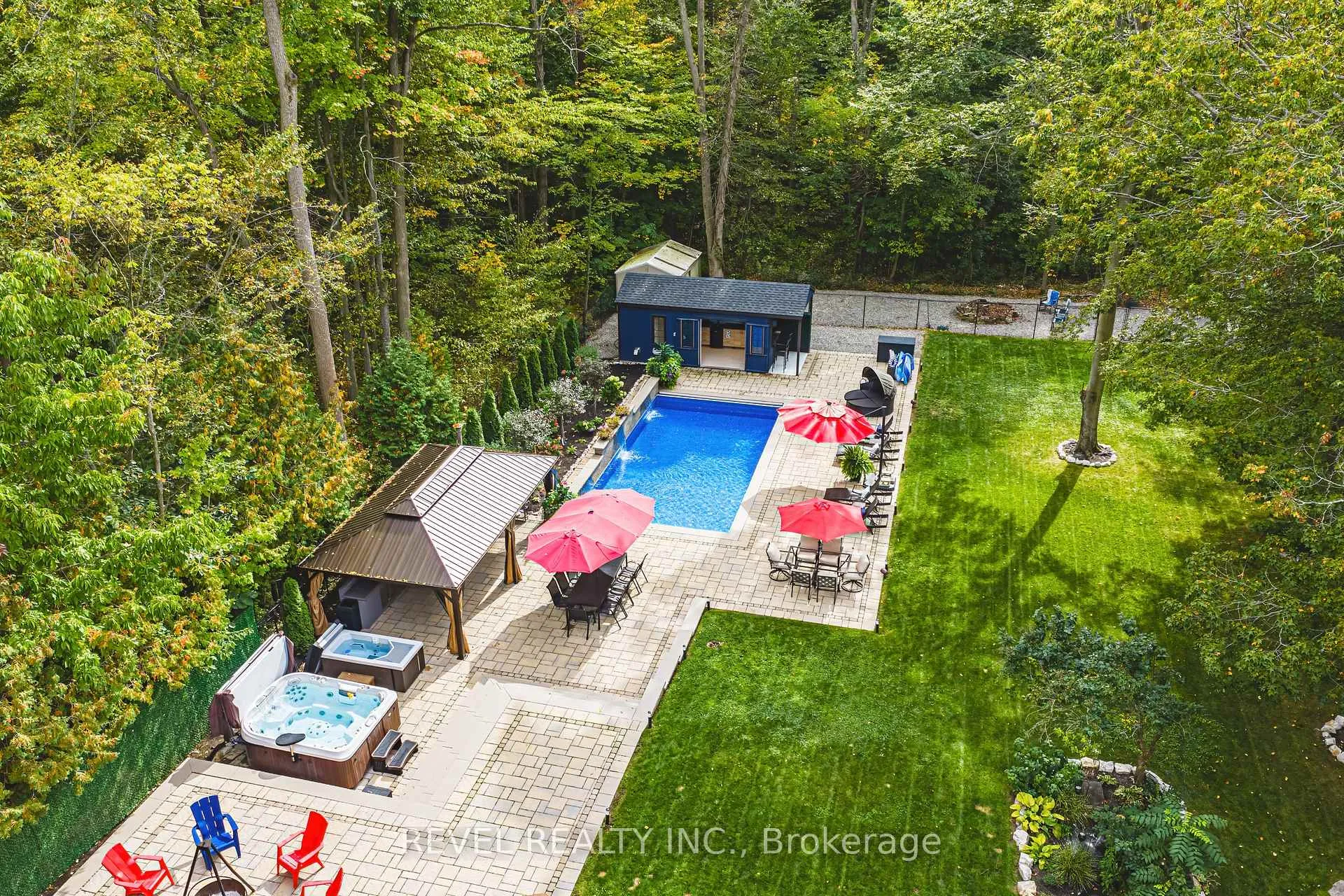 Photo 43 of 45 Golf Club Road, Hamilton, Rural Glanbrook — HOMEH