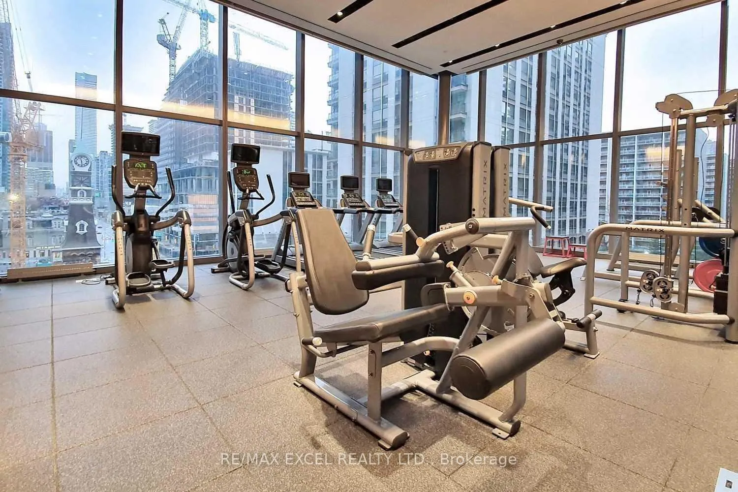 Photo 7 of Unit 1802, 7 Grenville Street, Toronto, Bay Street Corridor — HOMEH