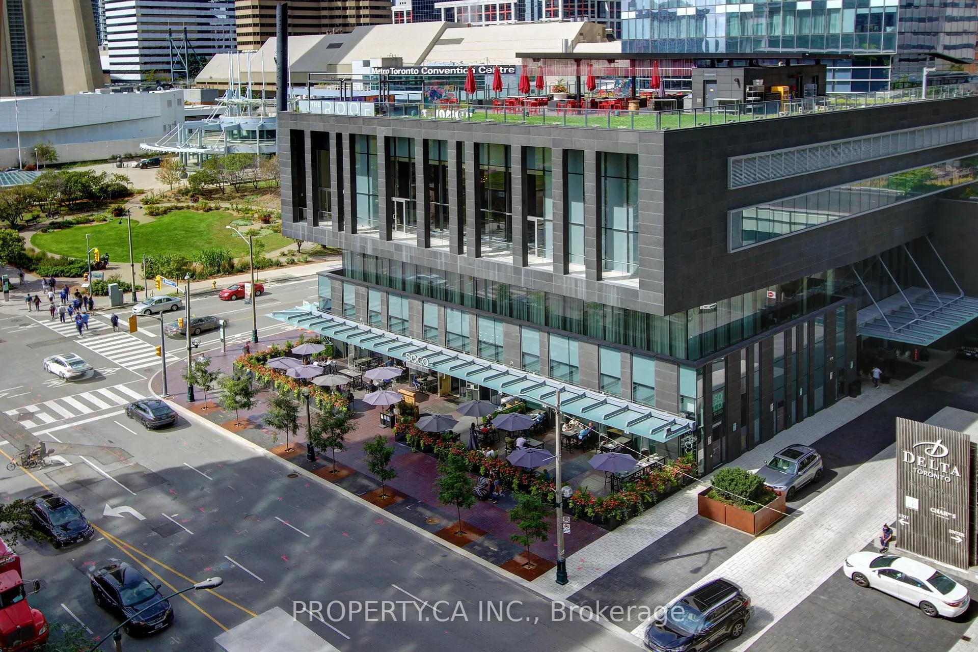 Photo 18 of Unit 905, 30 Grand Trunk Crescent, Toronto, Waterfront Communities — HOMEH