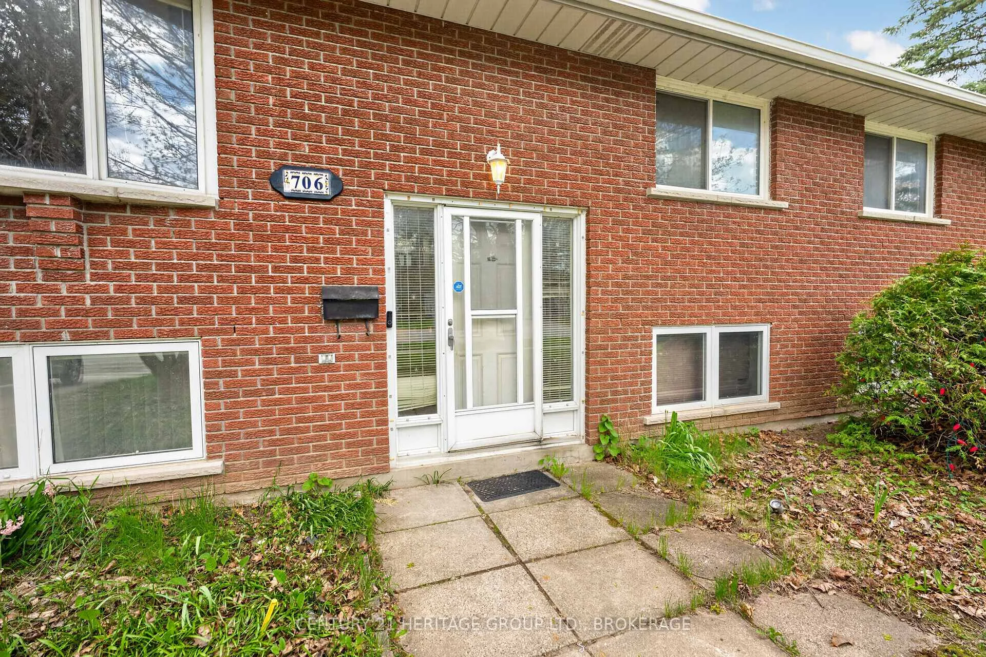 Photo 9 of 706 High Gate Park Drive, Kingston, South of Taylor-Kidd Blvd — HOMEH