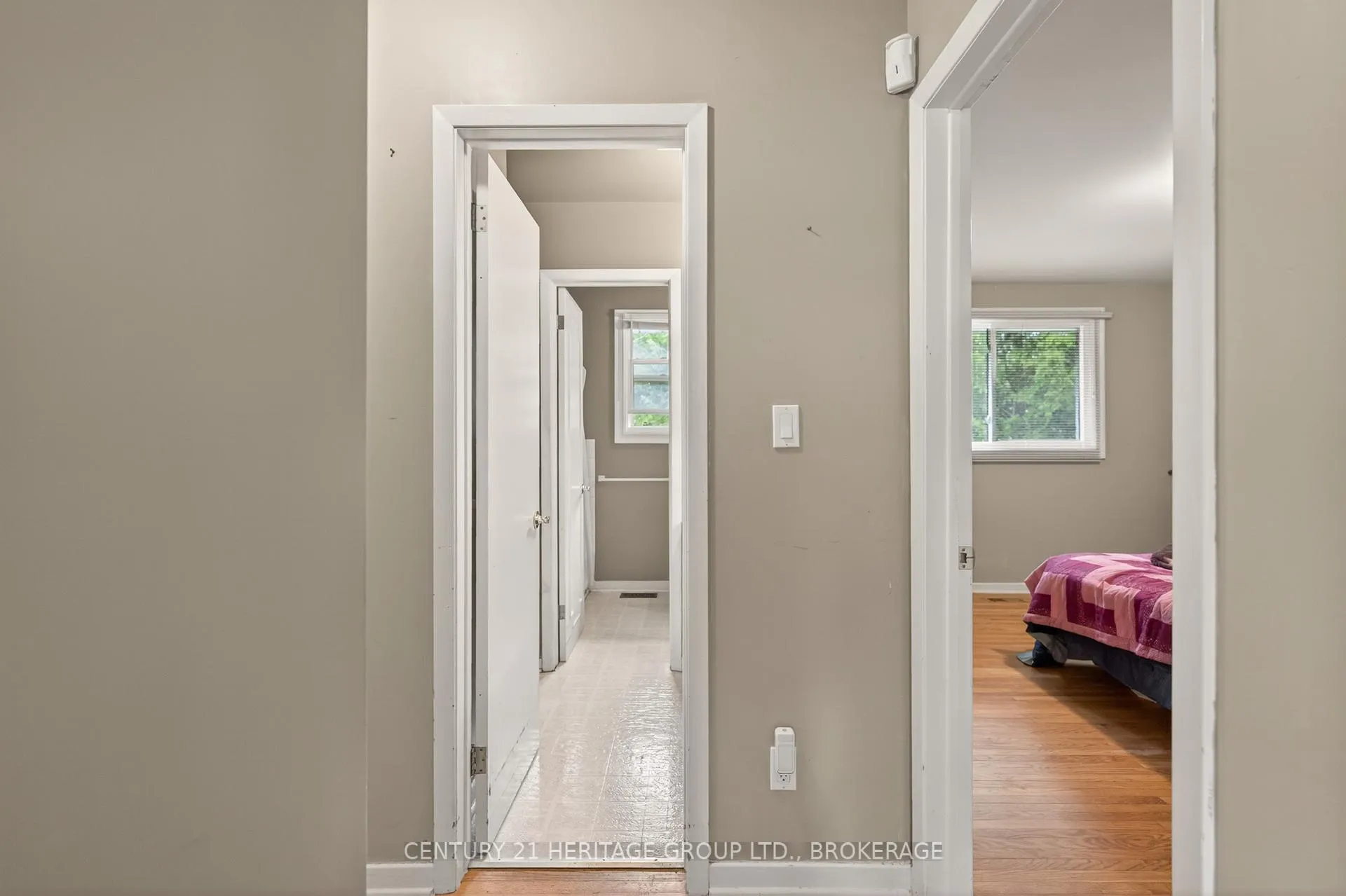 Photo 52 of 706 High Gate Park Drive, Kingston, South of Taylor-Kidd Blvd — HOMEH