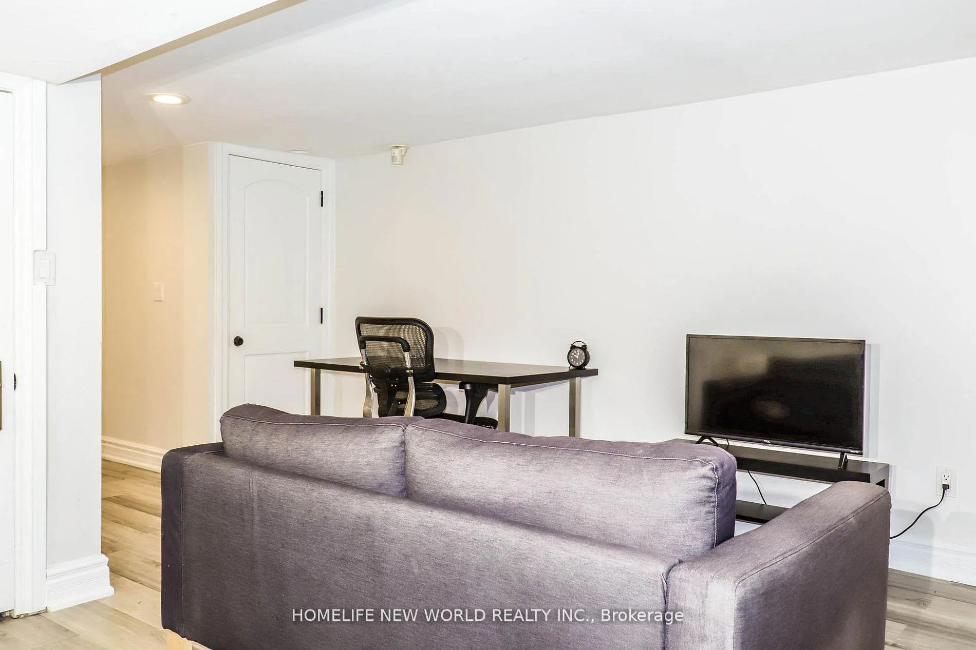 Photo 2 of Unit Bsmt, 222 Markham Street, Toronto, Trinity-Bellwoods — HOMEH