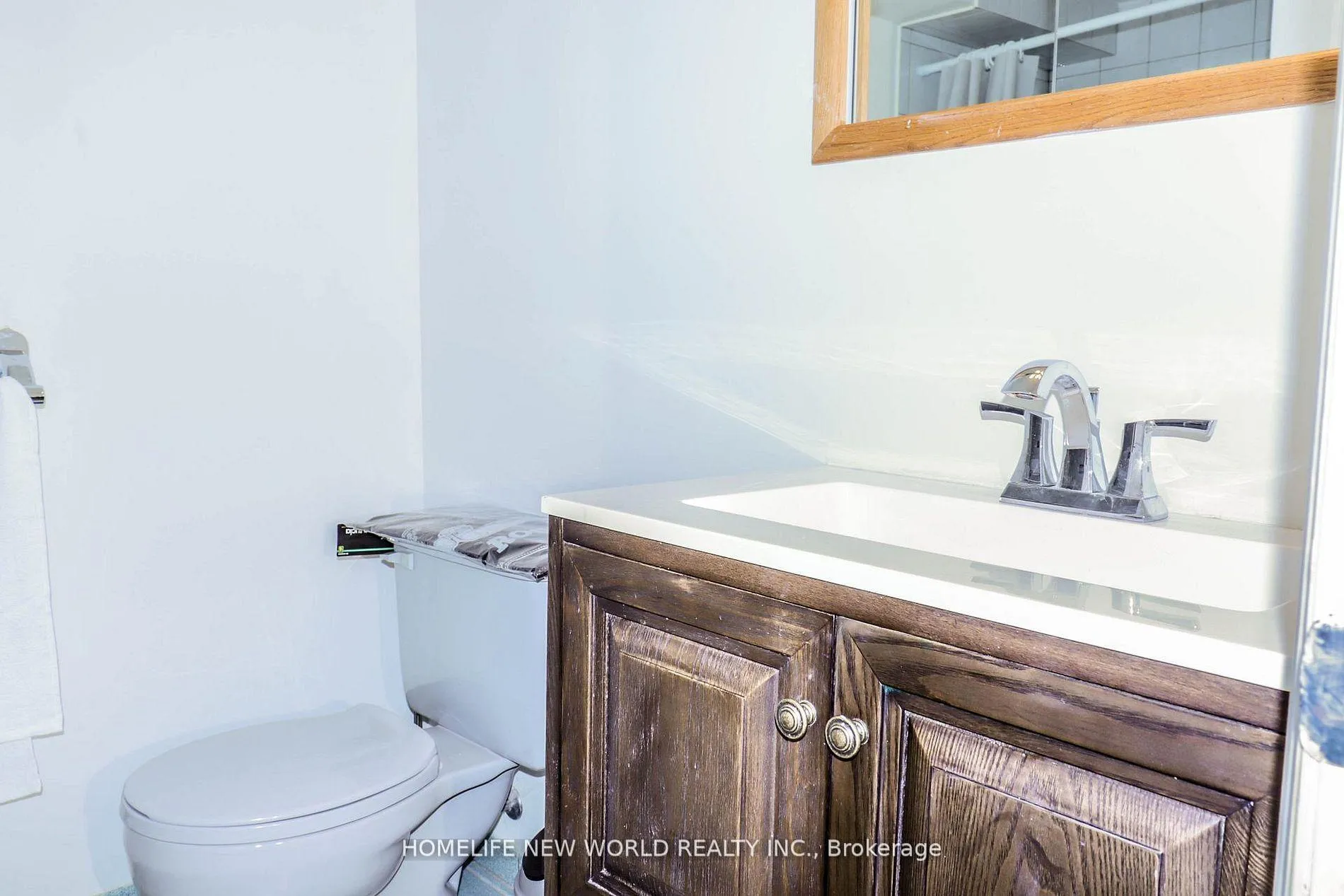 Photo 15 of Unit Bsmt, 222 Markham Street, Toronto, Trinity-Bellwoods — HOMEH