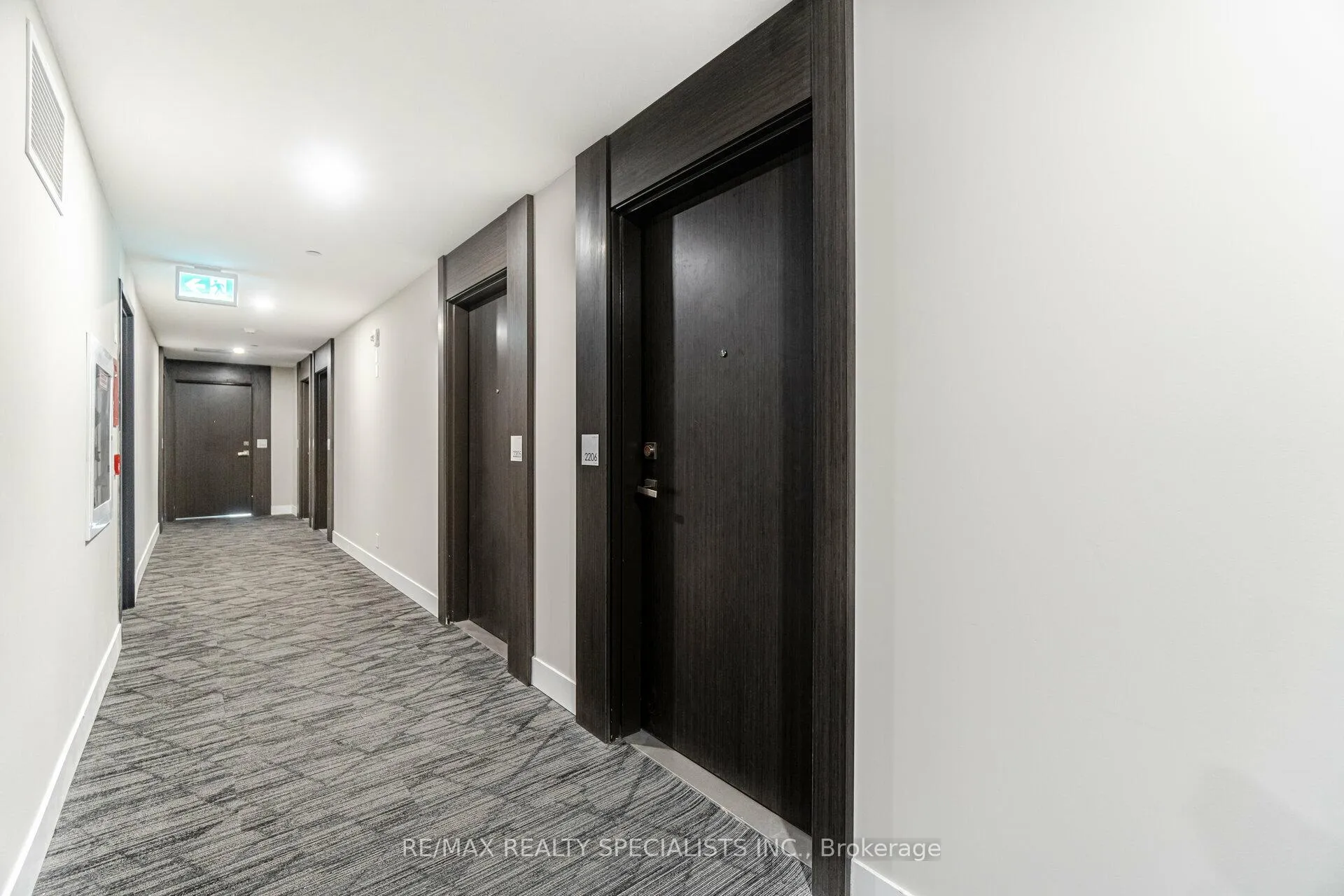 Photo 4 of Unit 2206, 15 Queen Street S, Hamilton, Central — HOMEH