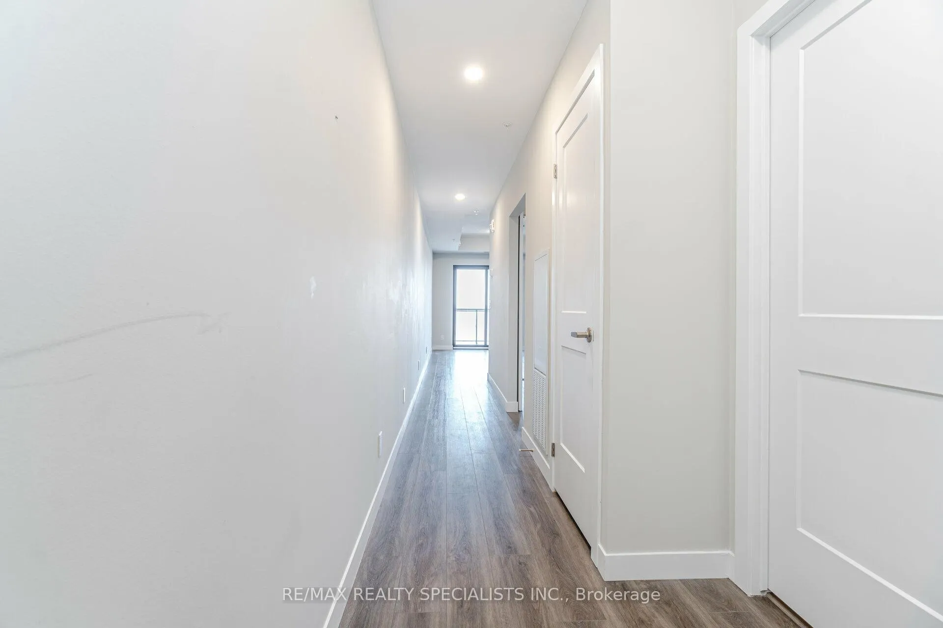 Photo 6 of Unit 2206, 15 Queen Street S, Hamilton, Central — HOMEH