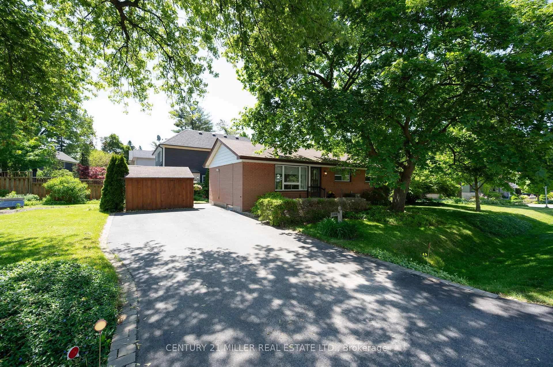 Front of 1304 Avon Crescent