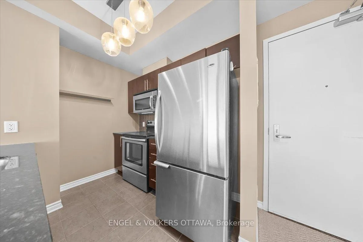 Photo 7 of Unit 1903, 70 Landry Street, Ottawa, Vanier — HOMEH