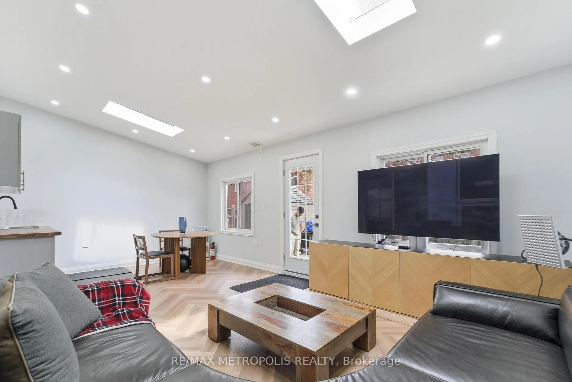 Photo 20 of 9 Tan Lane, Brampton, Bram East — HOMEH