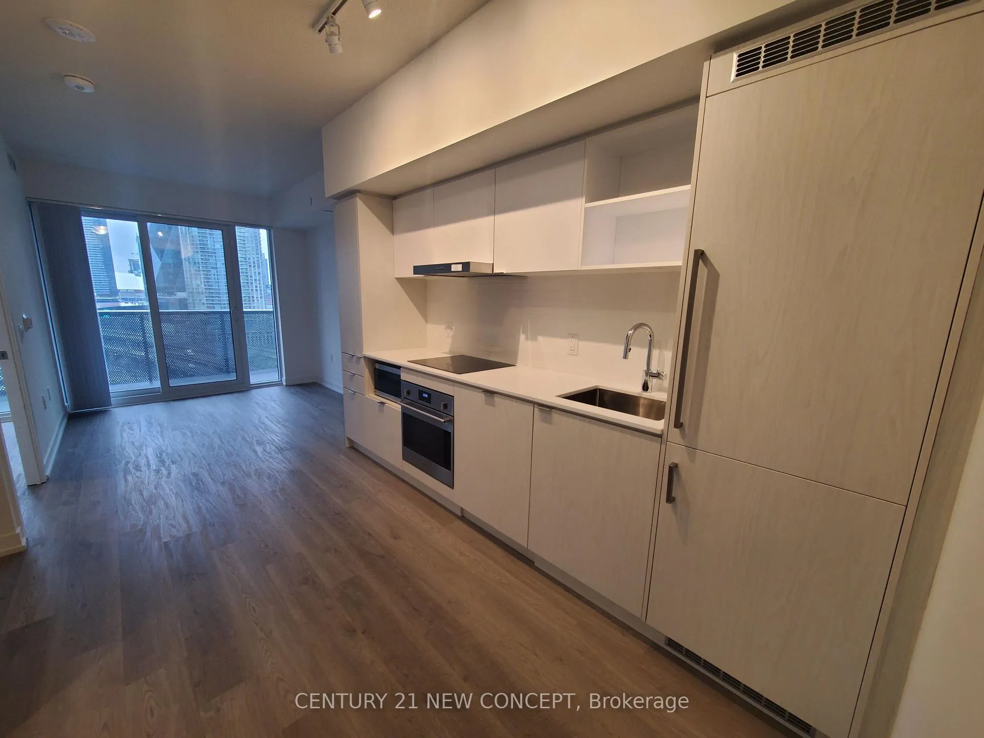 Photo 6 of Unit 1612, 55 Cooper Street, Toronto, Waterfront Communities — HOMEH