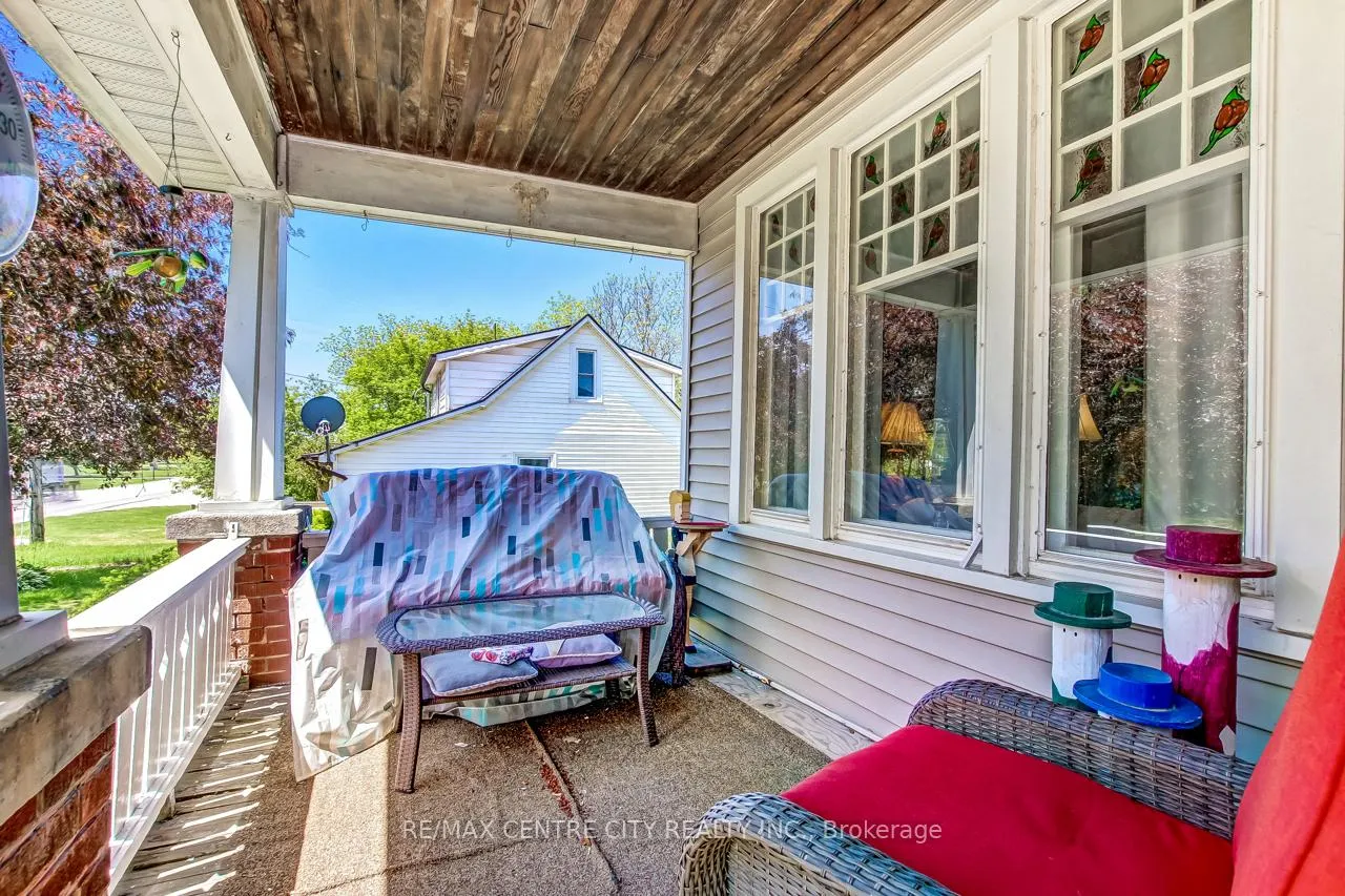 Photo 4 of 40024 Talbot Line, Southwold, Talbotville — HOMEH