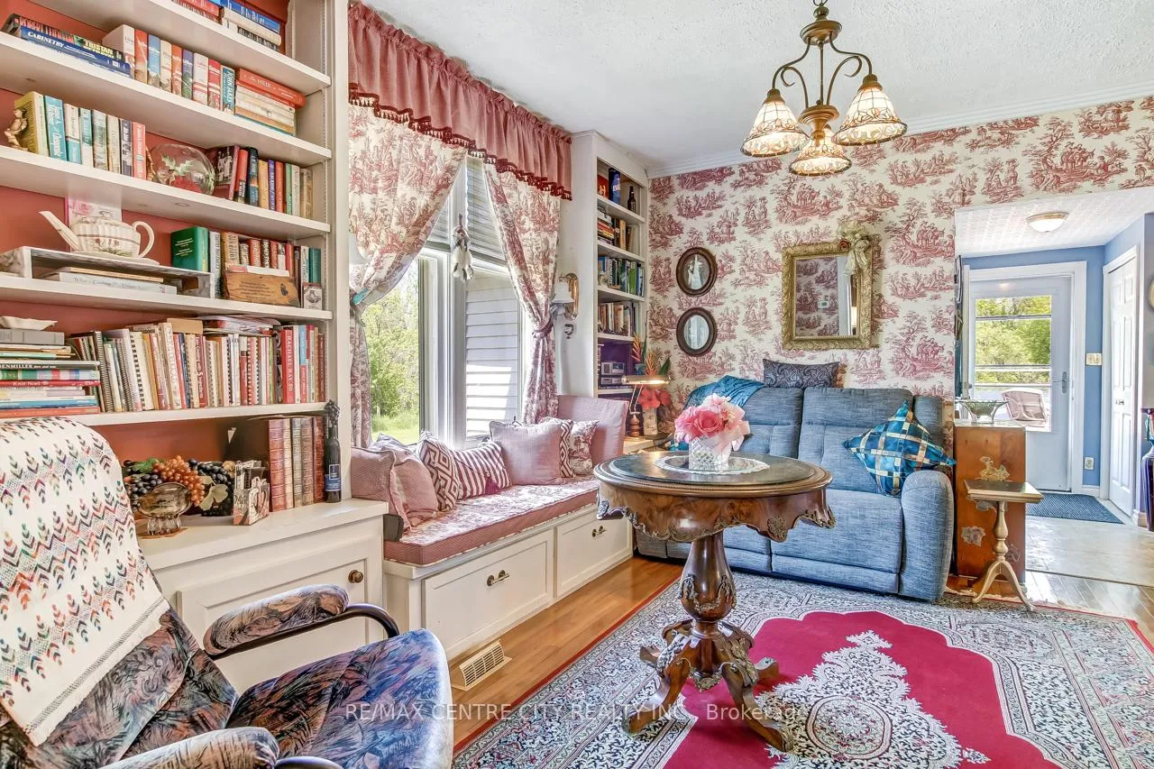 Photo 8 of 40024 Talbot Line, Southwold, Talbotville — HOMEH