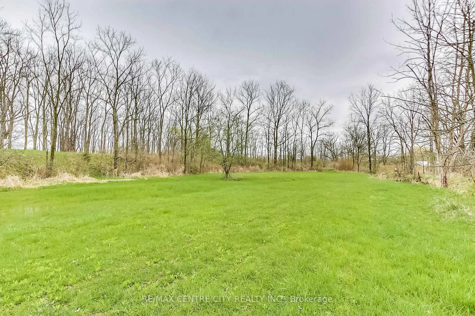 Photo 27 of 40024 Talbot Line, Southwold, Talbotville — HOMEH