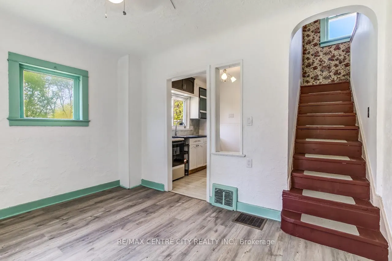 Photo 33 of 40024 Talbot Line, Southwold, Talbotville — HOMEH