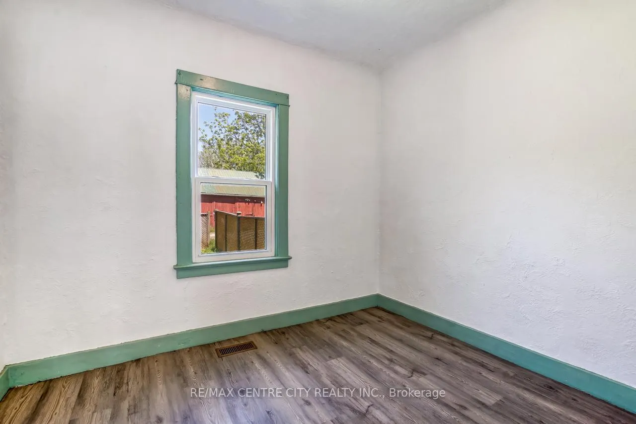 Photo 34 of 40024 Talbot Line, Southwold, Talbotville — HOMEH