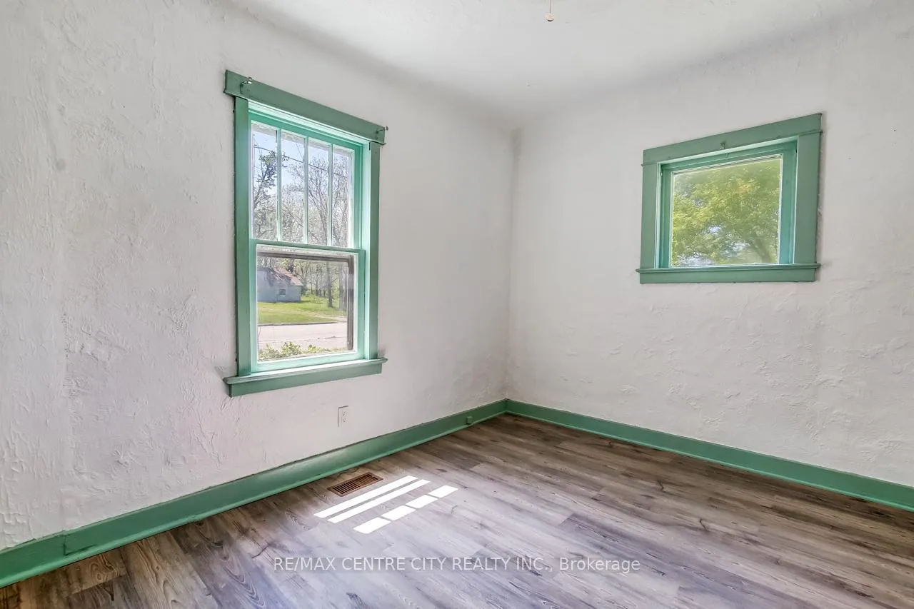 Photo 35 of 40024 Talbot Line, Southwold, Talbotville — HOMEH
