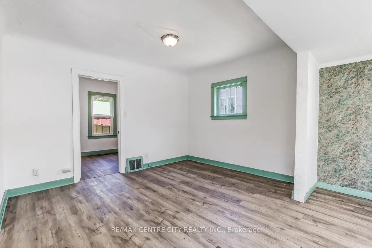 Photo 37 of 40024 Talbot Line, Southwold, Talbotville — HOMEH