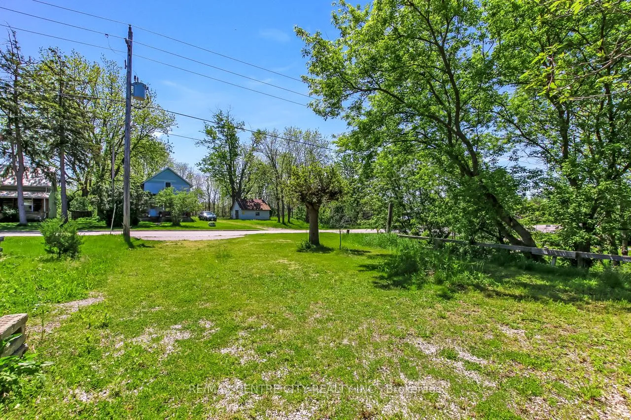 Photo 45 of 40024 Talbot Line, Southwold, Talbotville — HOMEH