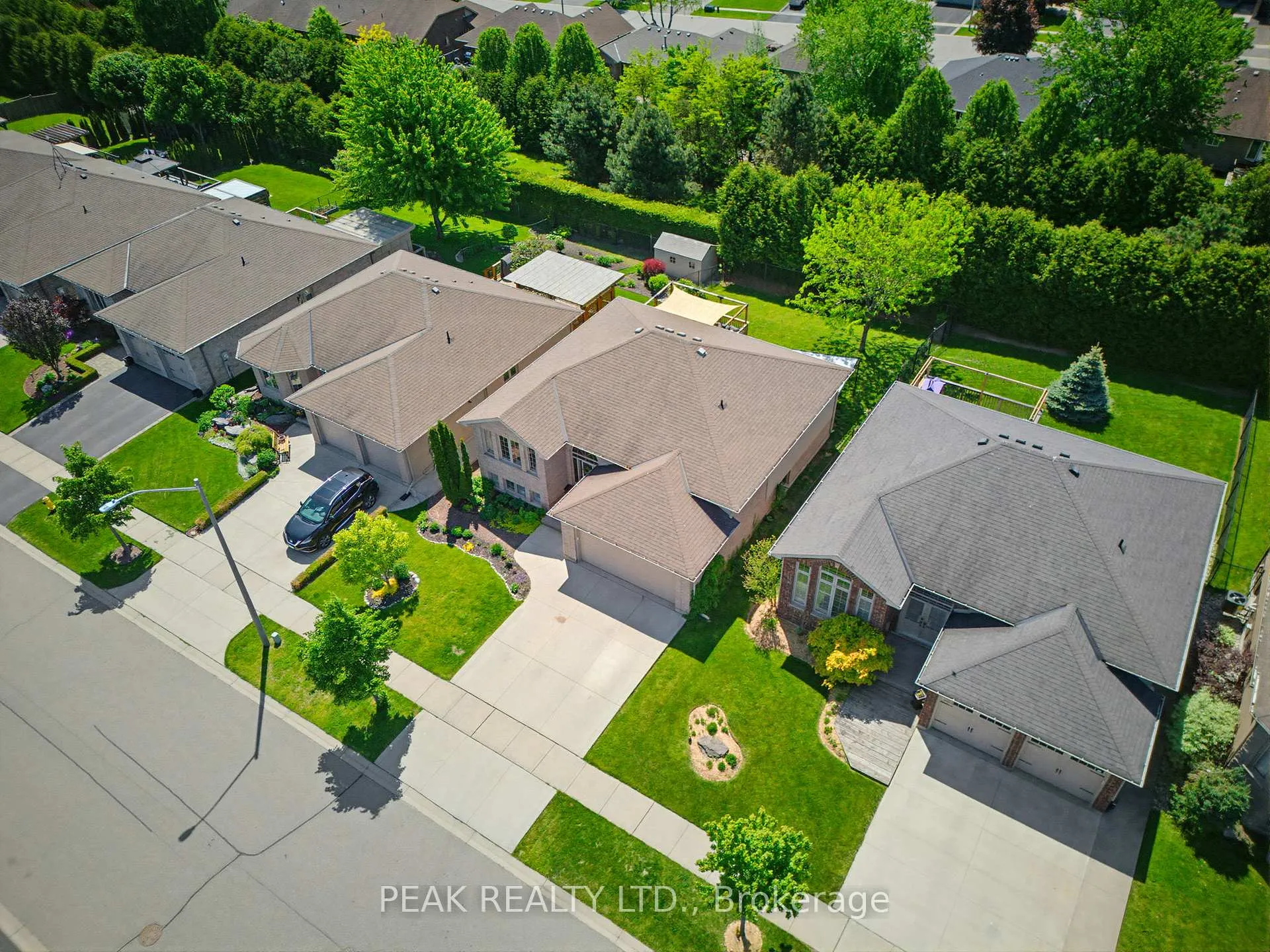 Photo 33 of 118 Willits Crescent, Brant, South Dumfries — HOMEH