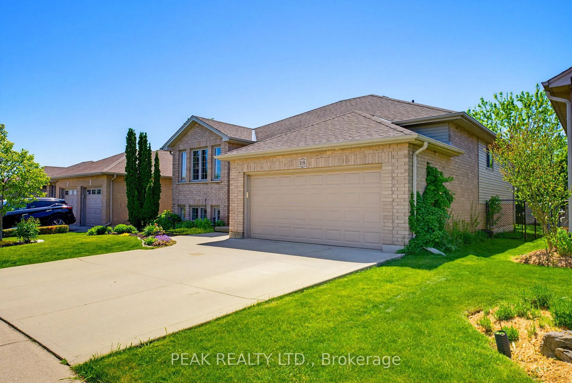 Photo 36 of 118 Willits Crescent, Brant, South Dumfries — HOMEH