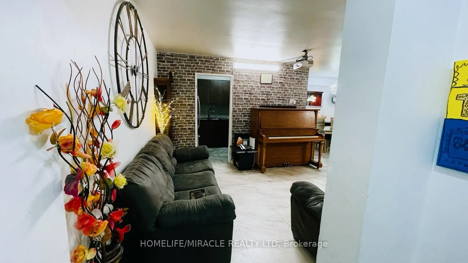 Photo 5 of Unit 1108, 5 Massey Square, Toronto, Crescent Town — HOMEH