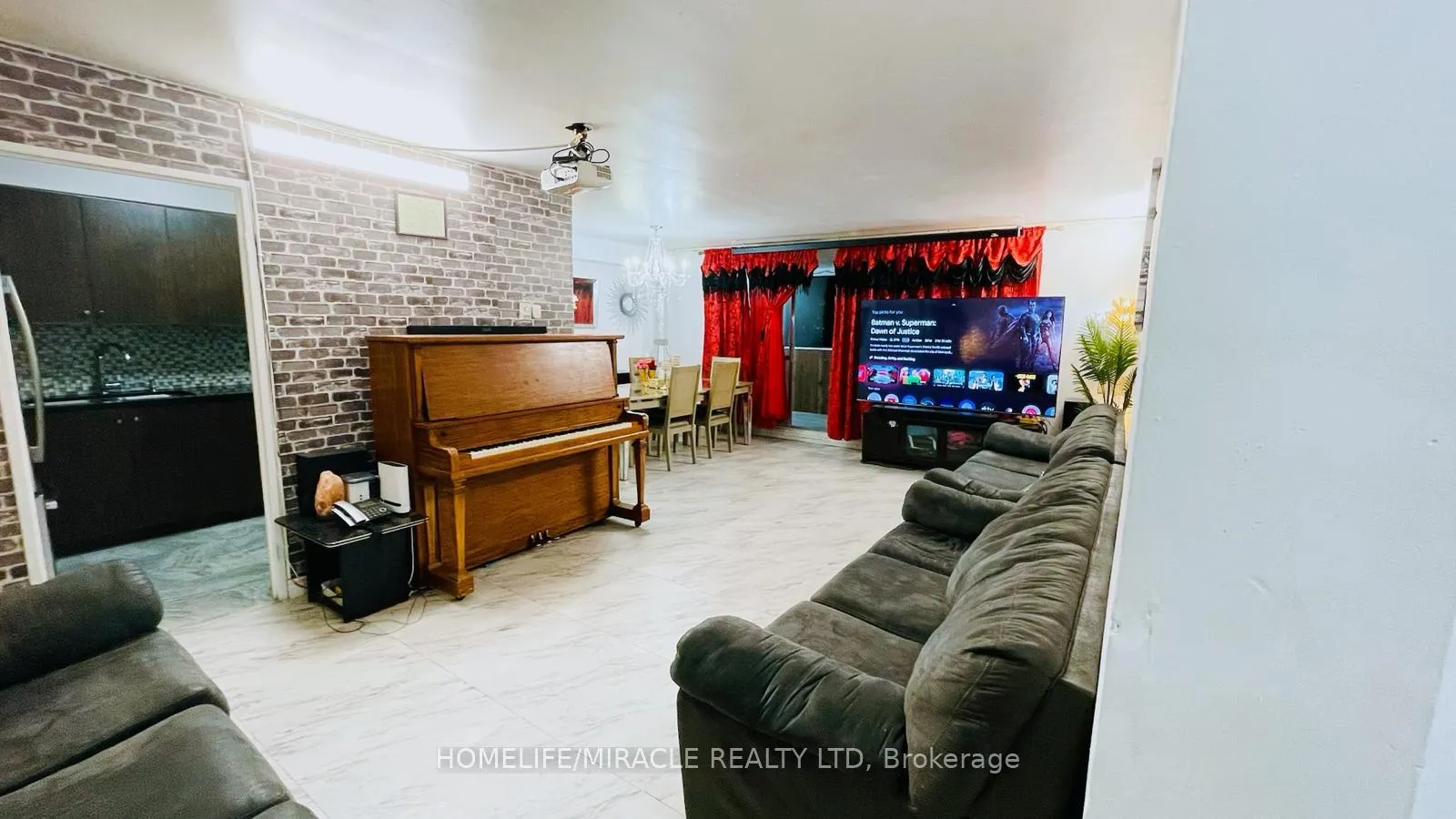 Photo 6 of Unit 1108, 5 Massey Square, Toronto, Crescent Town — HOMEH