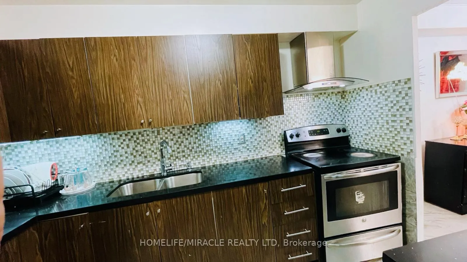 Photo 12 of Unit 1108, 5 Massey Square, Toronto, Crescent Town — HOMEH