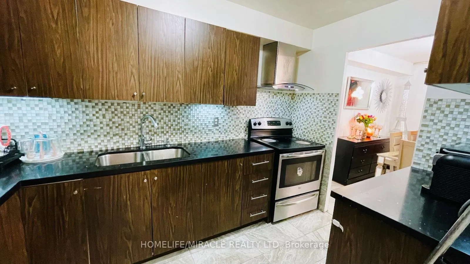 Photo 13 of Unit 1108, 5 Massey Square, Toronto, Crescent Town — HOMEH